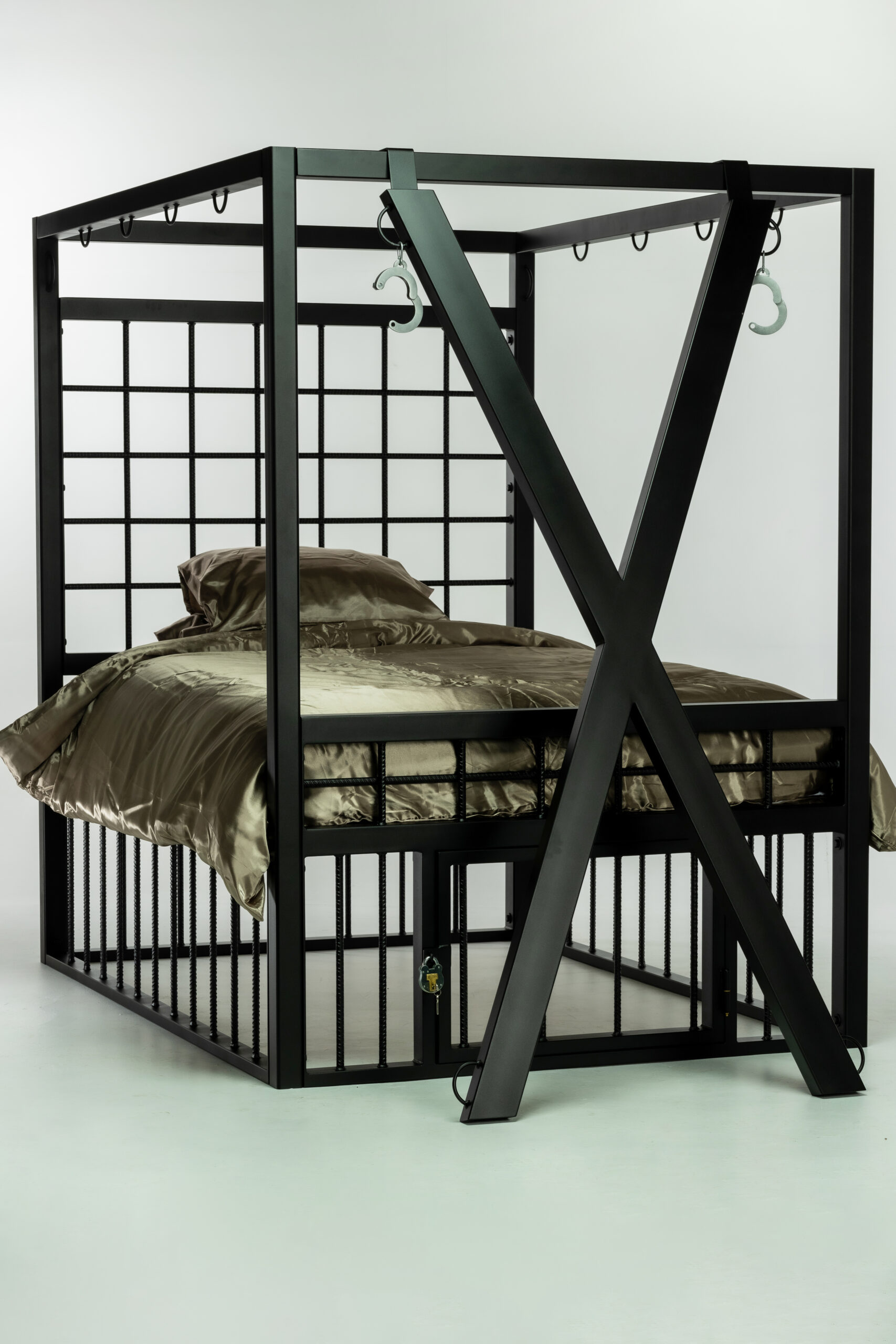 Bdsm bed with cage